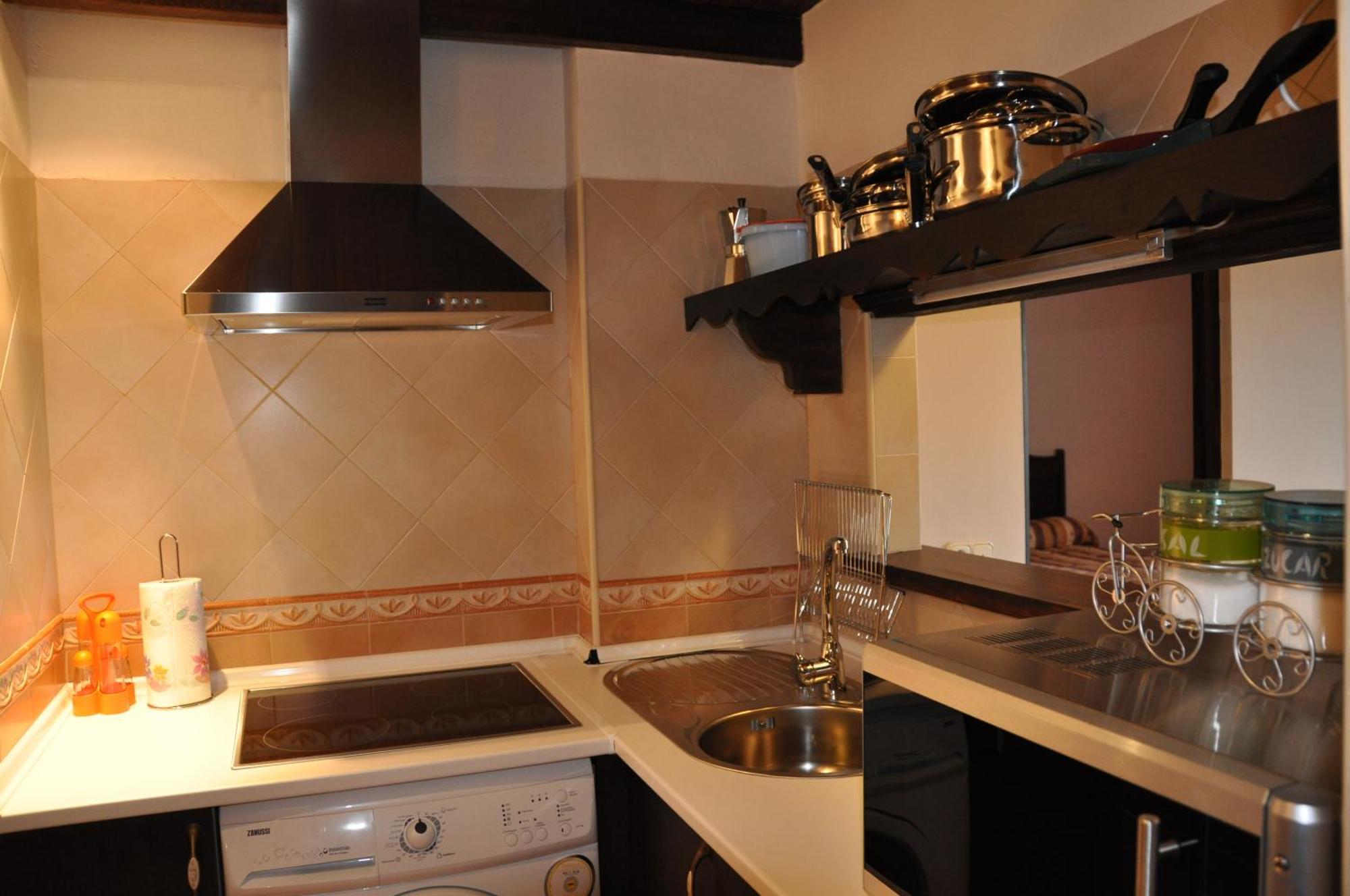 Apartamentos El Mirador Del Soto Sotoserrano Bilik gambar
